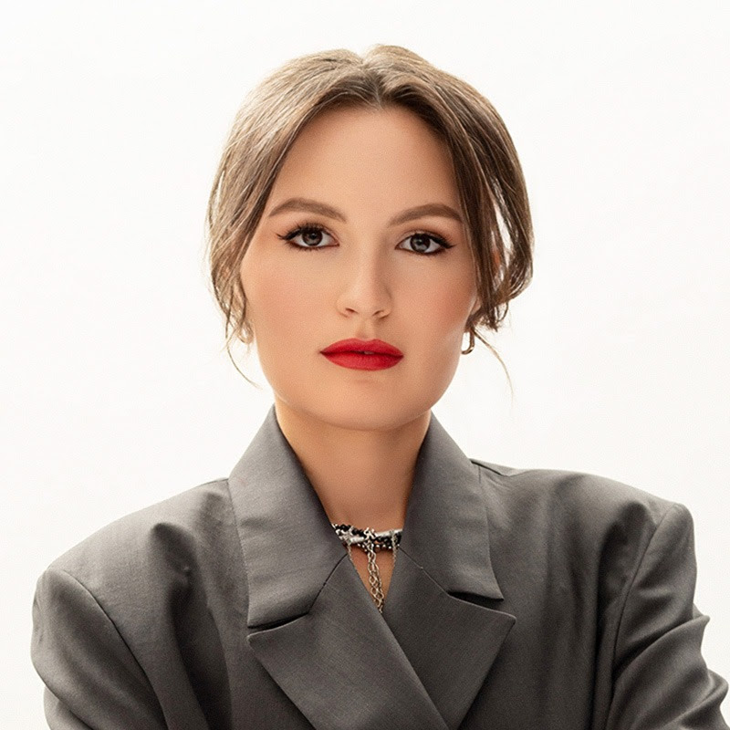 ИнвестДруг Ольга Сабитова