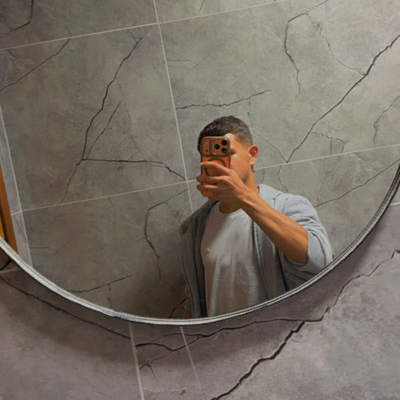 GIAN FARIA
