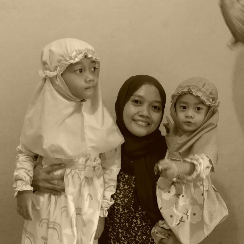 Dunia ochi_echa
