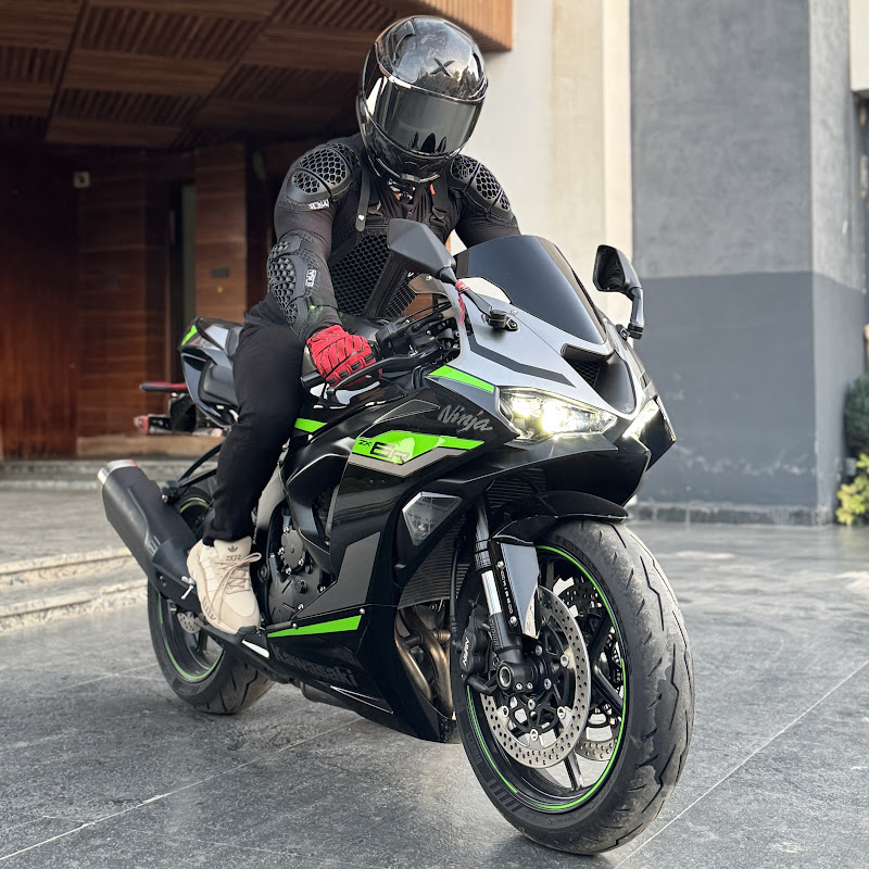 Kashish Sharma Vlogs