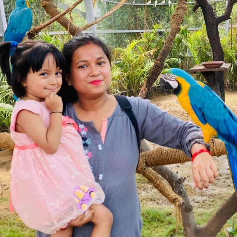 Love Official Amaira