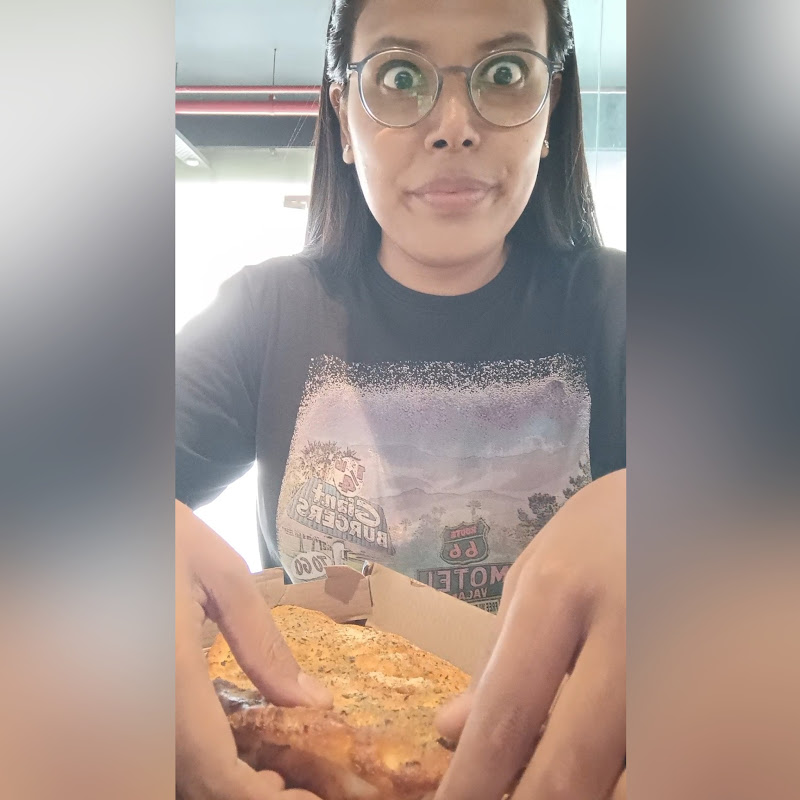 Thee Foodies Gallery