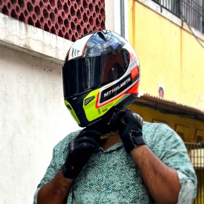 TOM MOTOGRAPHY 