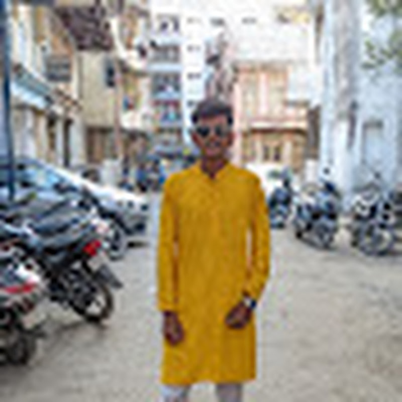 Hire Vijay The Vlogger  — Productivity & Time Management (Personal Focus) YouTube creator for sponsorships