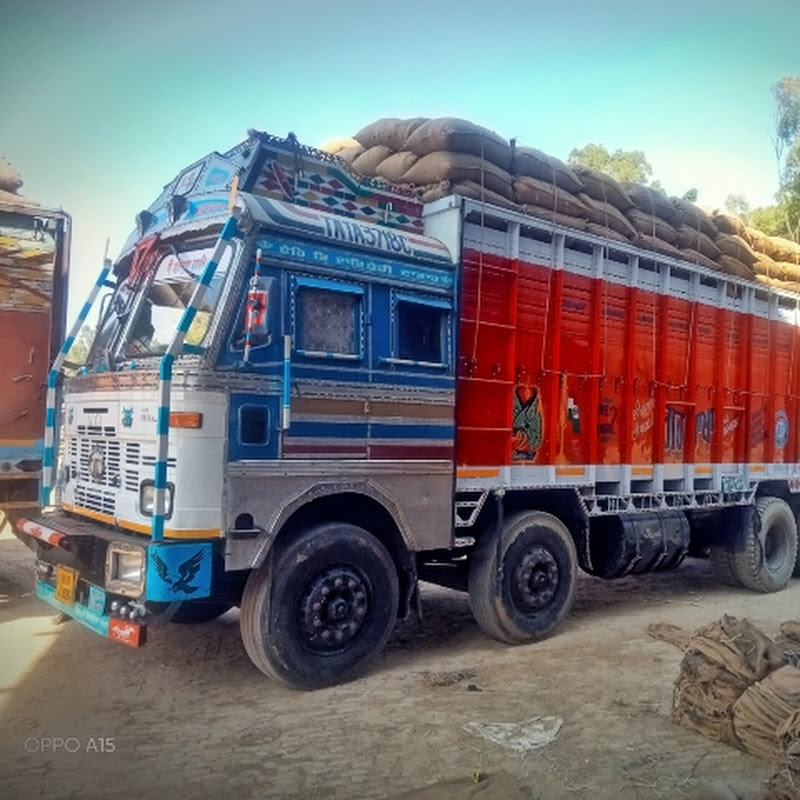 Hire Trucker_0086 — Trucks & Commercial Vehicles YouTube creator for sponsorships