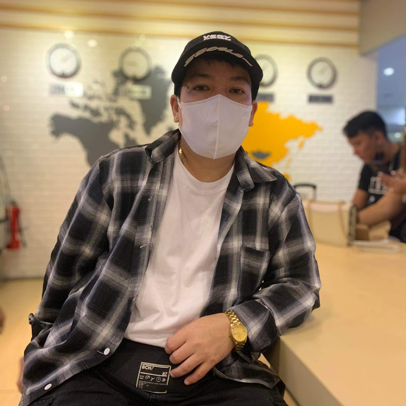 Dayeshiel TV vlogs