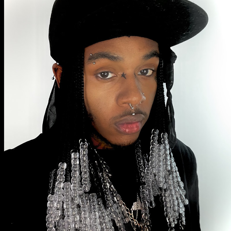 lonnie .B