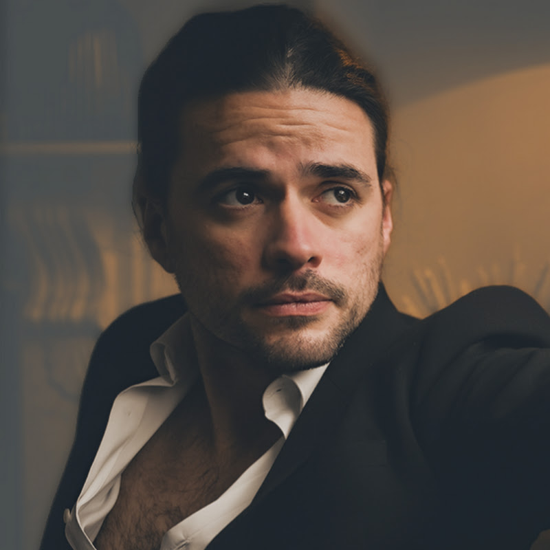 Winston Marshall