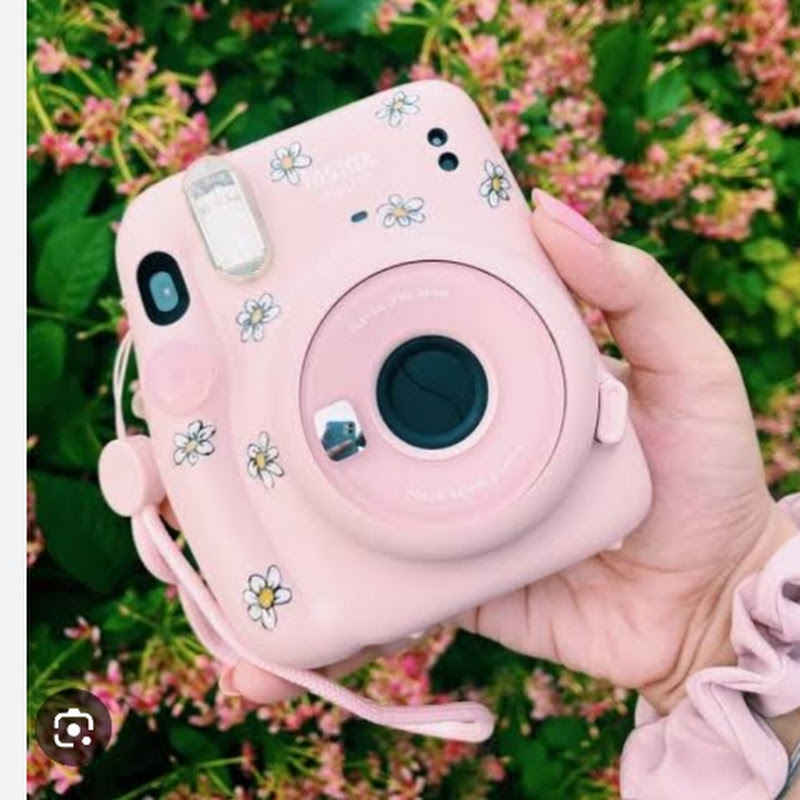 Hire 🥰Cute photo Shorts video♥️ — Beauty & Fashion YouTube creator for sponsorships