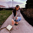 d_ykD-5d2JE-channel-avatar-amber jean