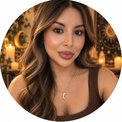 Julianna La Reina del Tarot
