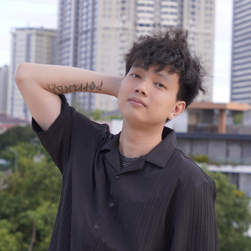 Nhật Linh Nói Thật