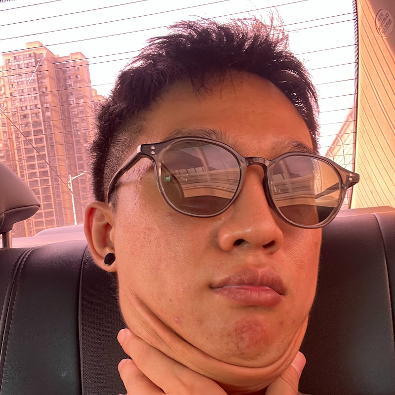 李北京—社交软件操盘手 Logo