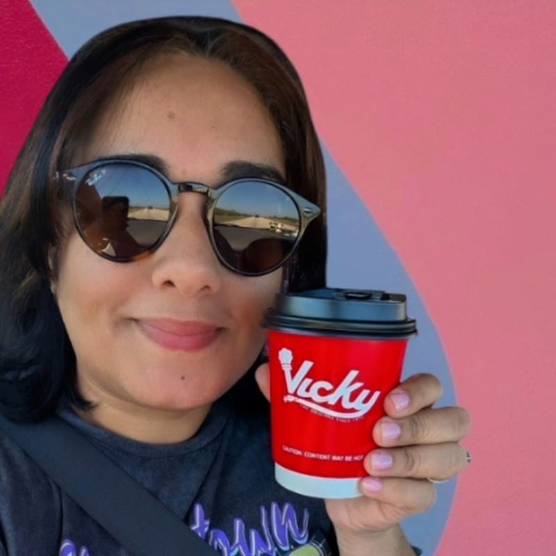 Theme Parks y Cafecito