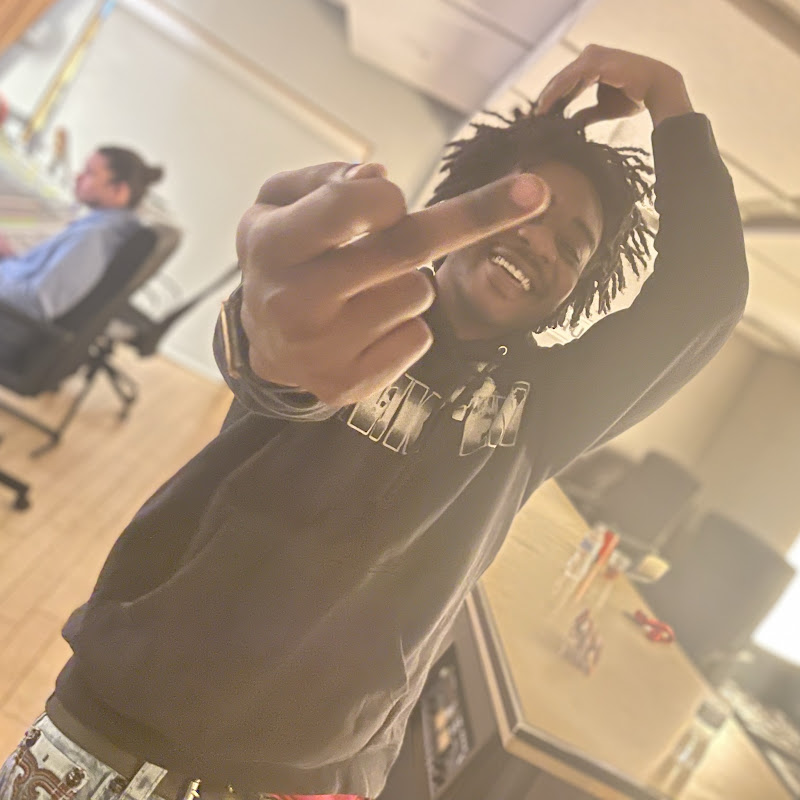 Vega Capone • Trending Artist