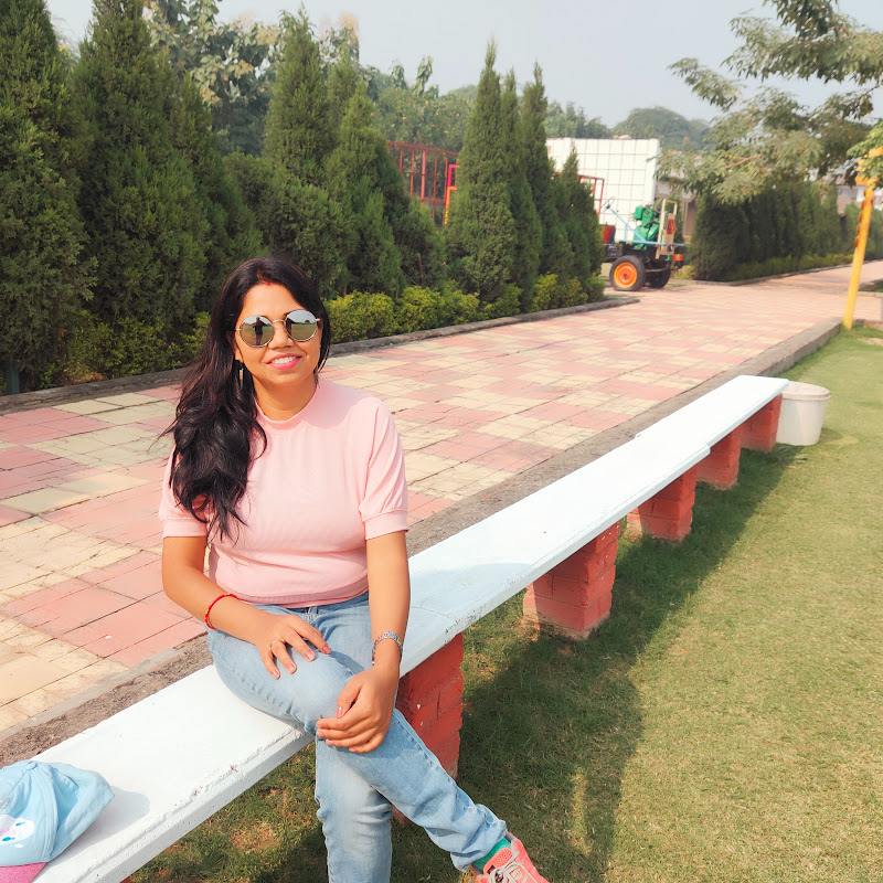 Priti Travel Vlogs - sports, tours & festivals