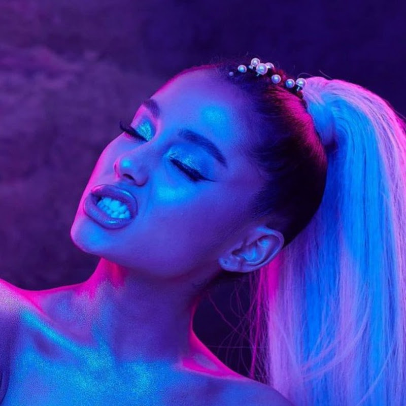 Ariana Grande Fans icon
