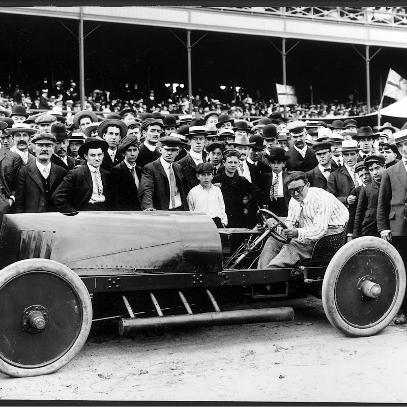 AUTO-MAKERS HISTORY