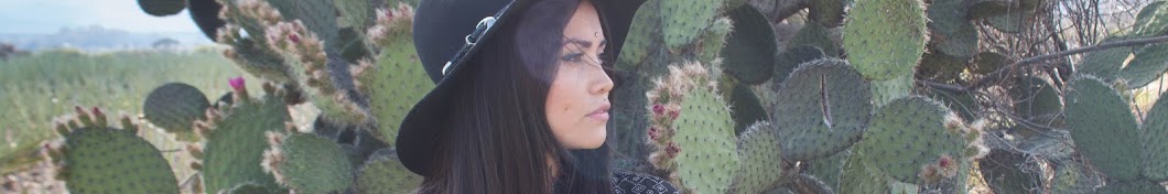 Valentina Davila MUA YouTube channel avatar