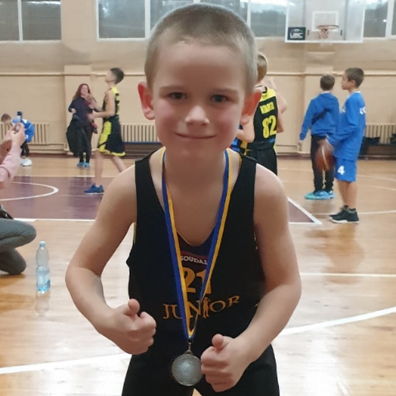 young basketball player