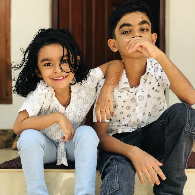 Little fun with Emad and Dua icon
