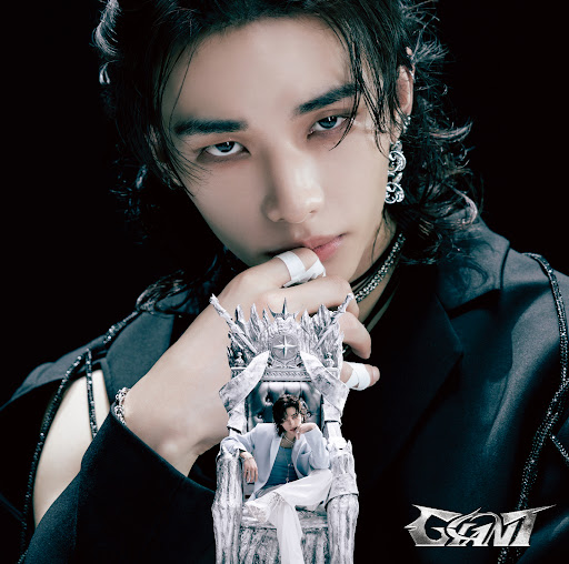 Stray Kids JAPAN 2nd Album『GIANT』 FANCLUB Jacket Images #Hyunjin