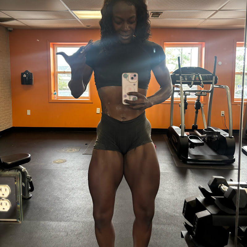The Muscle Barbie 