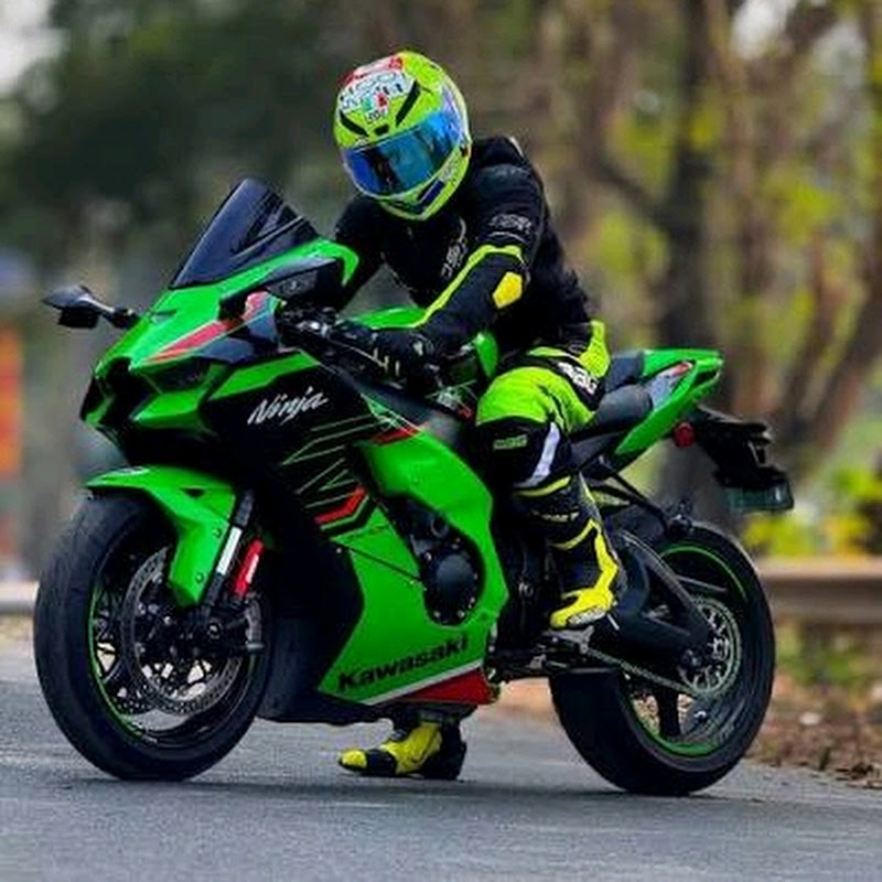 Motovlog With Neeraj 