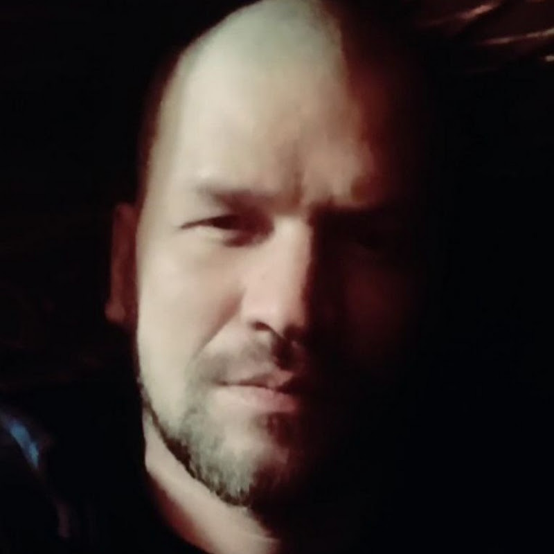 РИНАТ СТРОИТ Logo