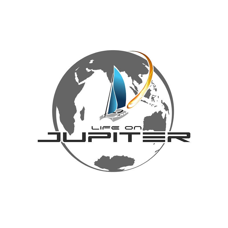 Sailing Life on Jupiter