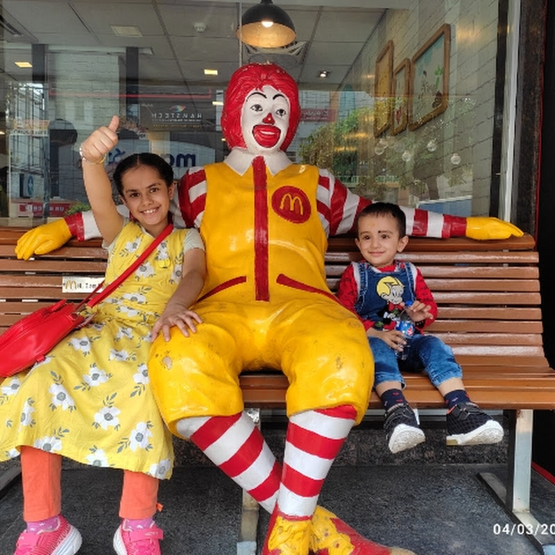 Kids Discovering LIFE