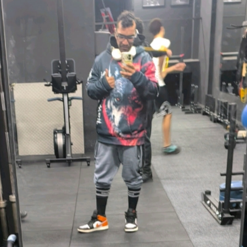 Hire Hamza Hajji — Economic Commentary YouTube creator for sponsorships