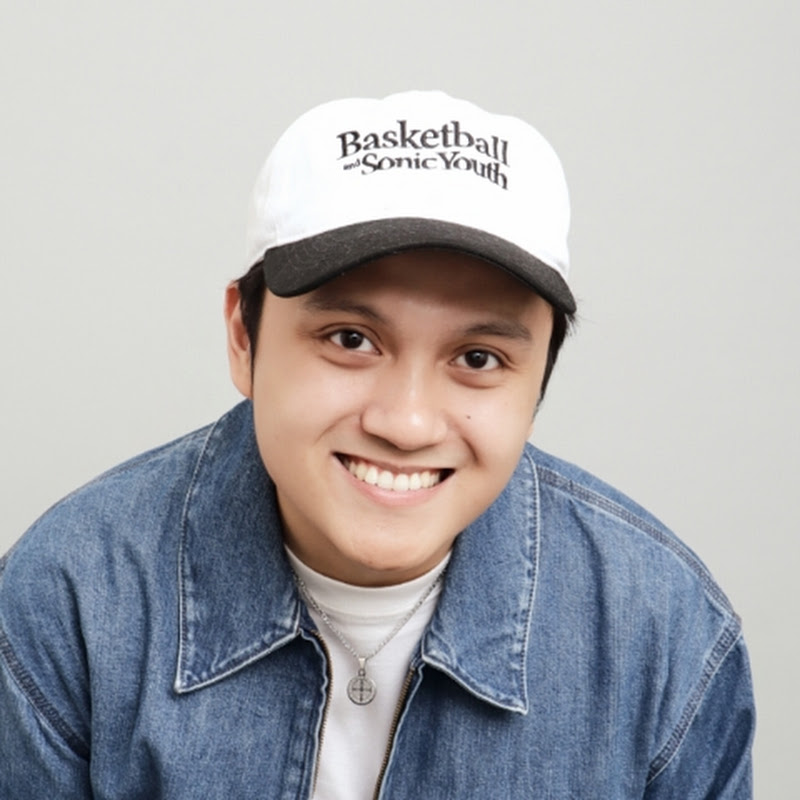 Seph Manlapaz