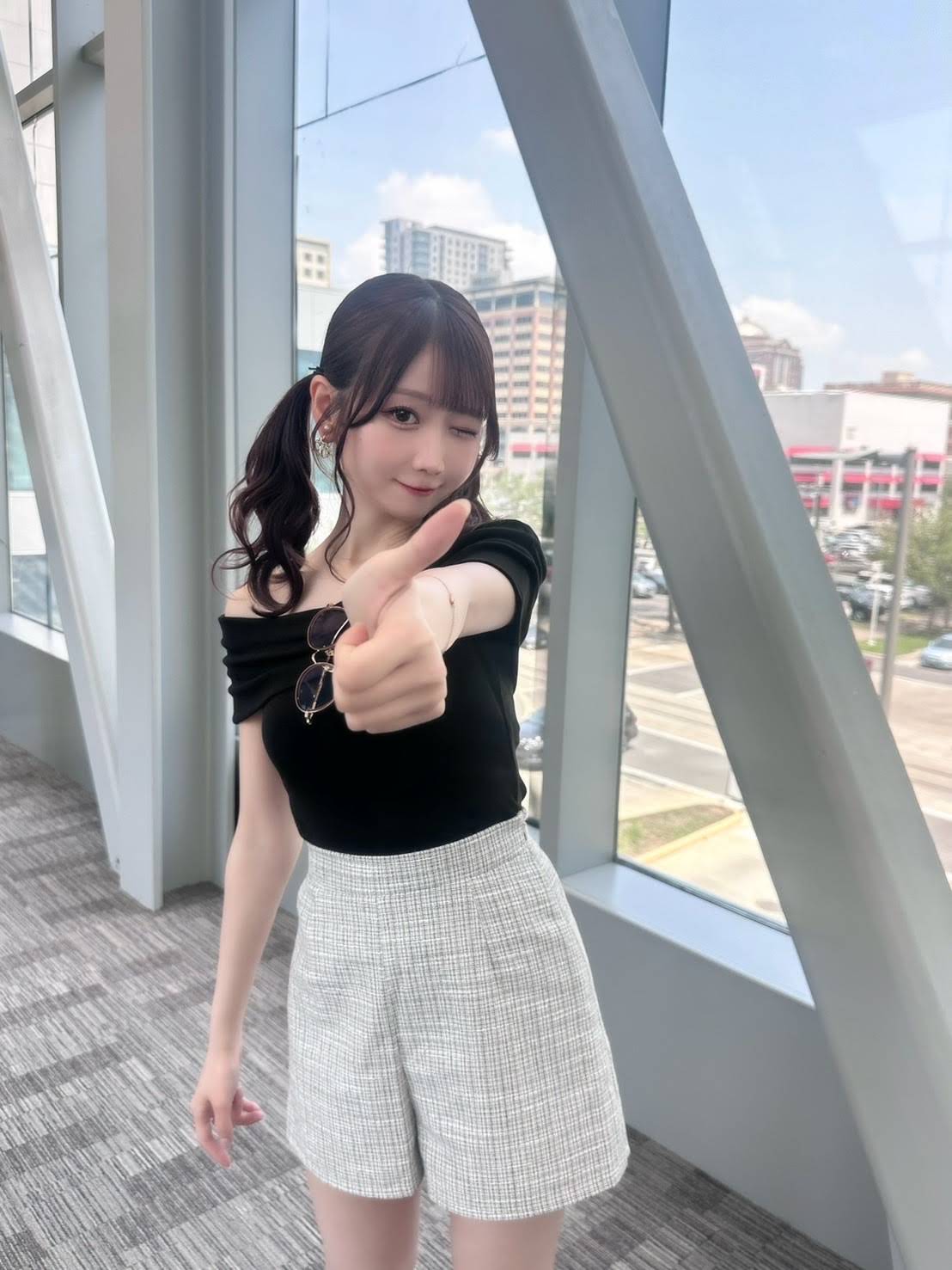 みりにゃと申します。 - YouTube