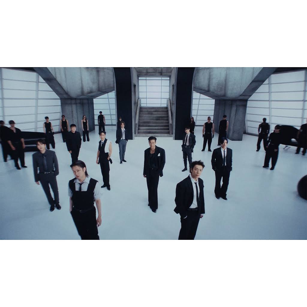 SUPER JUNIOR - sao44 ヒョク写真集 SENSIBLEE SUPER JUNIOR 슈퍼주니어 'Super Junior25' EXPRESS MODE PHOTO