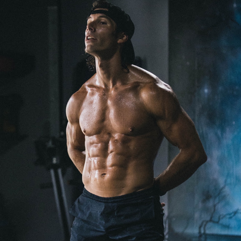 Adam Gooch - Kettlebell Training