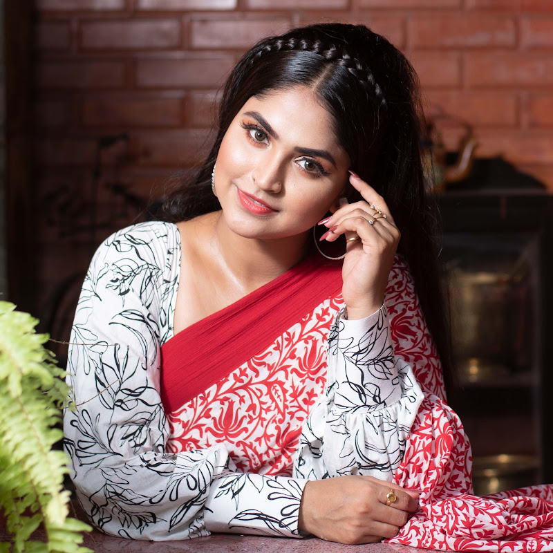 Debolinaa Nandy Production