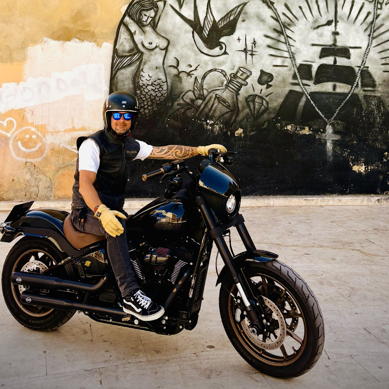 On2Wheels with Dennis