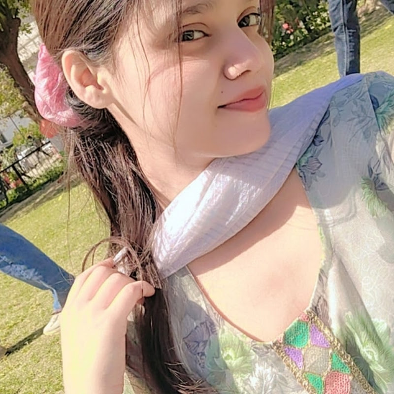 Nida Manzoor 546