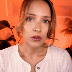 asmr august net worth