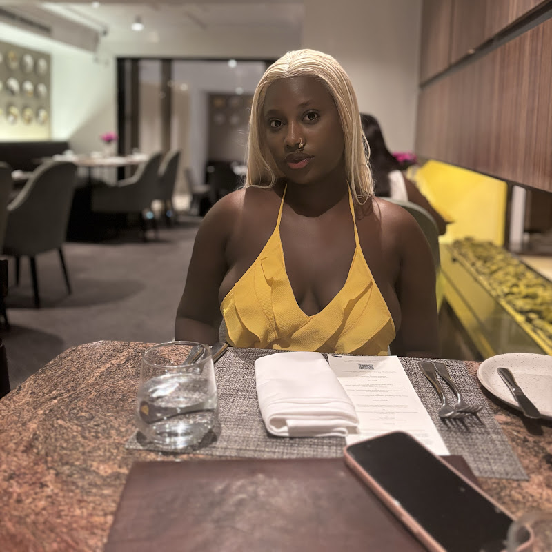 Wenzie Dube