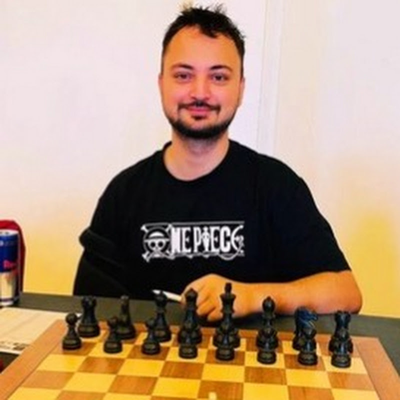 Chess Senpai