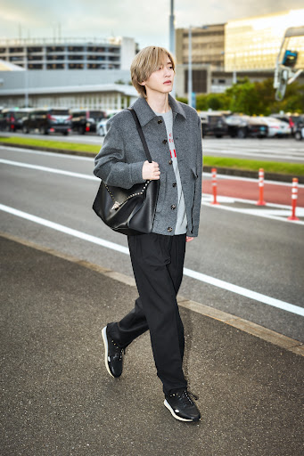 VALENTINO　セットアップ Post from Valentino - YouTube
