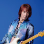 rYAcScIoHXU-channel-avatar-Toshiki Kadomatsu Official YouTube Channel