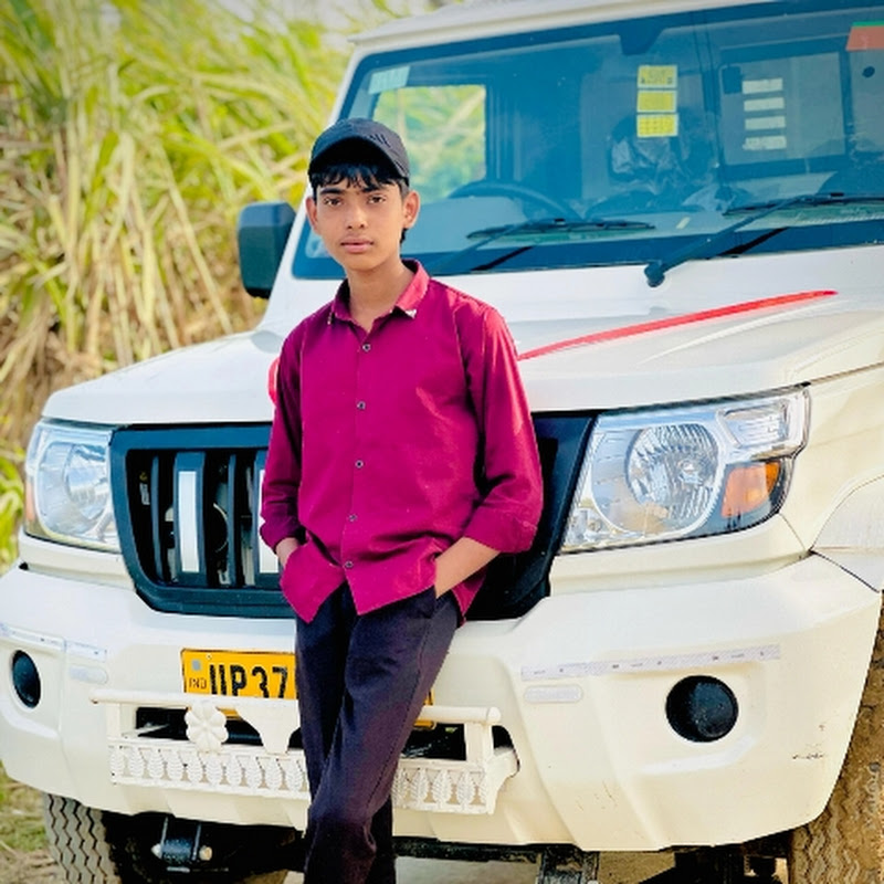 Hire Sahbaz Azeem — Lifestyle & Vlogs YouTube creator for sponsorships