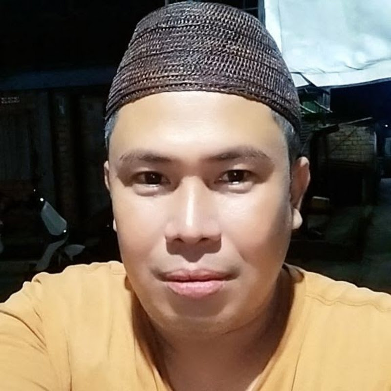 Dek Mus