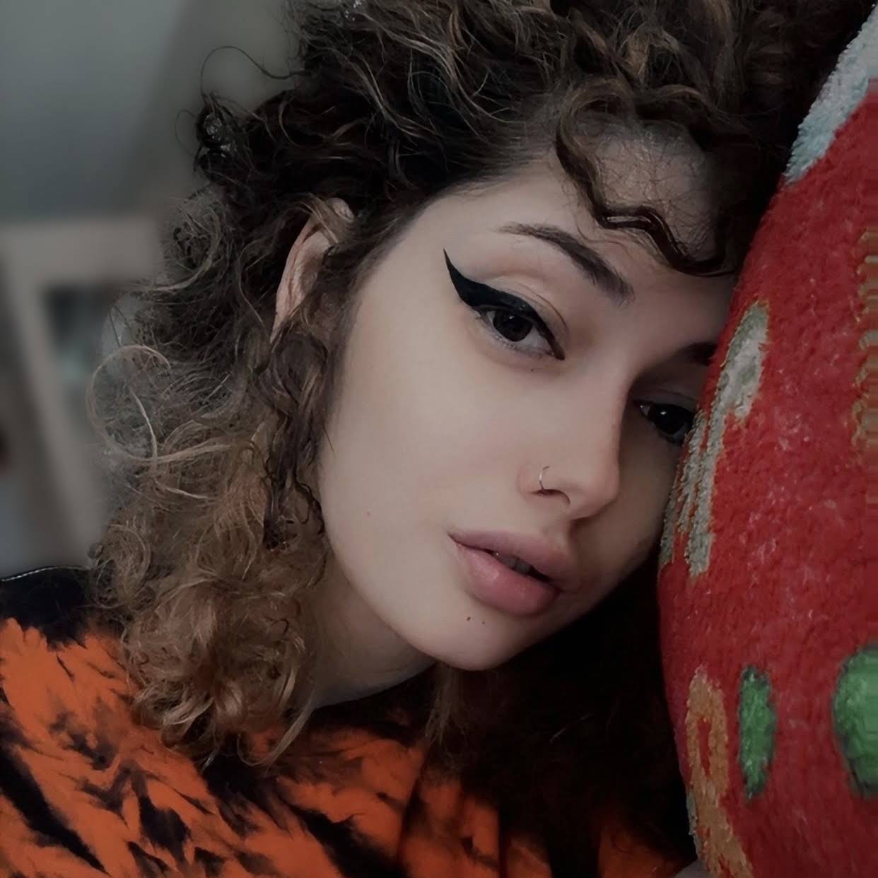 Post from Reina - YouTube