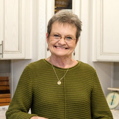Mama Sue Garrett Avatar