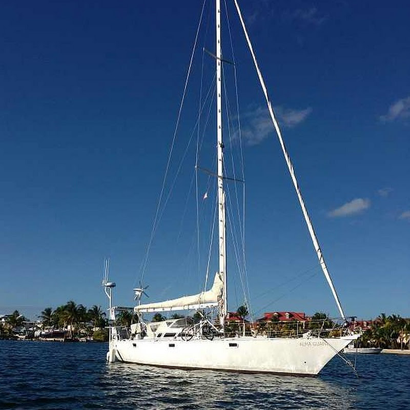 almaguapa-sailboatliveaboa440