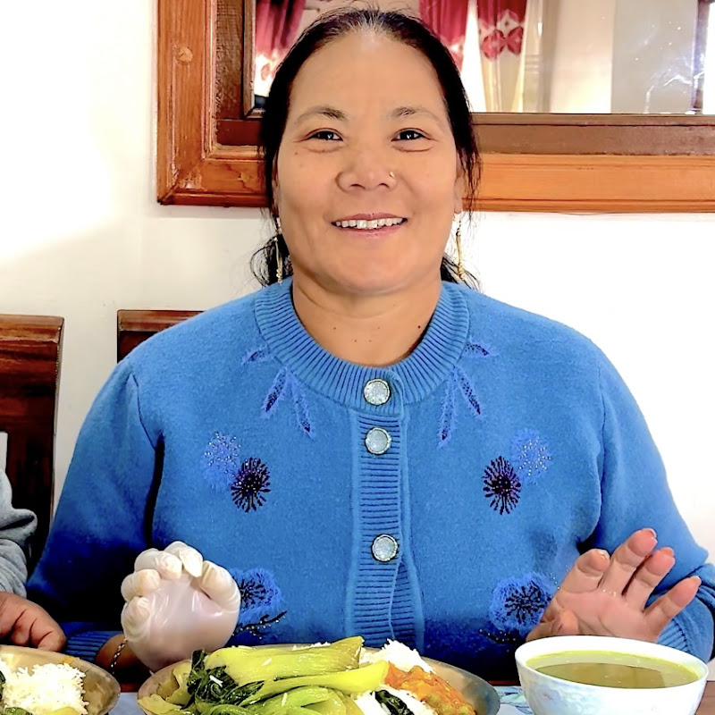 Suntali mukbang, सुन्तली मुकबाङ